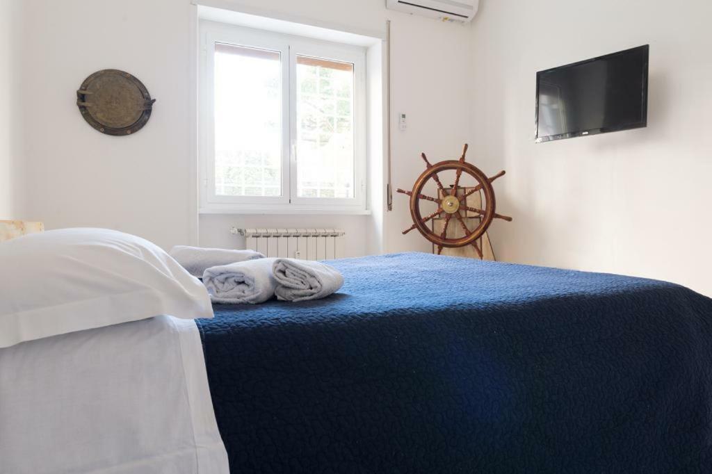 Ostia Holiday Sestante Bagian luar foto